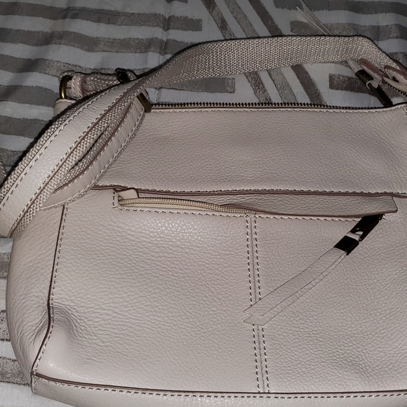 Purses - Picture 3 of 8